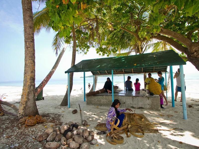 Canopy Cove Guesthouse Maldives Екстер'єр фото